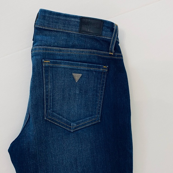 NWOT Guess Los Angeles Women's Dark Blue Jeans, Size 28 - Picture 5 of 12